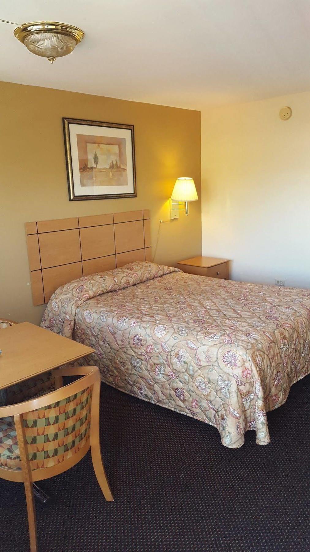 New Relax Inn Bridgeview Kültér fotó